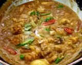 รูปขั้นตอนการทำที่ 6 ของ ไก่ผัดพริกแกงใส่สะตอ