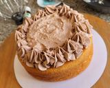 Foto del paso 16 de la receta: TARTA de CUMPLEAÑOS con Crema de Kinder Bueno y Ganaché de Chocolate Blanco (con nata)