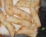 पास्ता सैंडविच (Pasta Sandwich recipe in Hindi) रेसिपी चरण 2 फोटो
