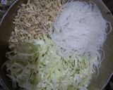 Foto langkah ke 4 dari resep Soto Ayam Favorit.