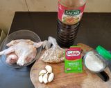 Foto langkah ke 1 dari resep Ayam Goreng Bawang Putih (Garlic Chicken).