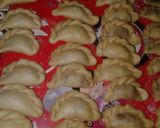 Foto langkah ke 4 dari resep Pastel abon mini.