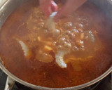 Foto del paso 15 de la receta: Cazuela de merluza y langostinos con su caldo