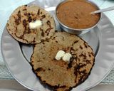 बाजरे की रोटी और उड़द दाल (bajre ki roti aur urad dal recipe in Hindi) रेसिपी चरण 3 फोटो