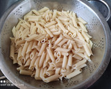 Foto del paso 3 de la receta: Macarrones con pollo y tomate en 22 minutos