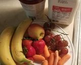 A picture of step 1 of Fruit milk shake.