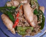 Foto langkah ke 9 dari resep Cumi Asin Cabe Hijau.