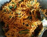 Foto langkah ke 4 dari resep Mie Gomak Goreng Khas Toba Samosir.