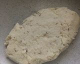A picture of step 2 of Healthy Rawa Cookies.