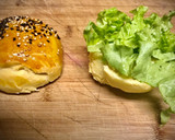 Foto del paso 12 de la receta: Cena norteamericana: Hamburguesas caseras con aros de cebolla y salsa barbacoa