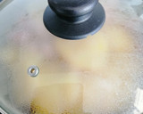Foto del paso 6 de la receta: Gratinado de salchichas con patatas