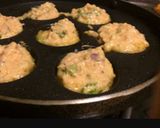 A picture of step 3 of Vermicelli appam.
