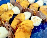 Foto del paso 5 de la receta: Brocheta de caqui con cecina y mozzarella