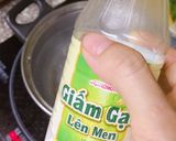 Hình bước làm 1 của món Trứng hồng đào ngâm nước tương