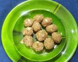 A picture of step 6 of Gond dryfruits laddu.