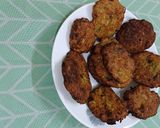 A picture of step 3 of Bottle gourd pakore.