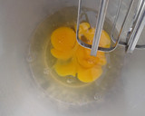 Foto del paso 2 de la receta: Budín de banana sin harina sin azúcar