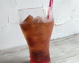 Une image de l'étape 3 de Glaçon au coca : astuce pour boisson rafraîchissante.
