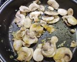 Foto del paso 2 de la receta Risotto de champiñones con garbanzos