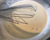 Une image de l'étape 7 de Sauce crème à l'ail mariné et aux deux fromages.