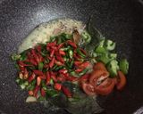 Foto langkah ke 2 dari resep Oseng Cumi / Tumis Cumi Pedas.