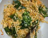 Foto langkah ke 4 dari resep Gochujang stir fry rice aka lazy bibimbap.
