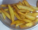 क्रिस्पी फ्रेंच फ्राइज (Crispy French Fries Recipe In Hindi) रेसिपी चरण 1 फोटो