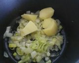 Foto del paso 2 de la receta: Crema de repollo con creme fraiche