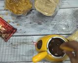 Gambar langkah 3 resipi Jejari roti coklat.