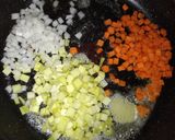 Foto del paso 3 de la receta: Petits pois á la française "Chícharos a la francesa"