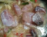 Foto langkah ke 4 dari resep Sop / pindang ikan jambal.