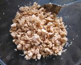 A picture of step 2 of Vegan Soy Meat Soboro Don.