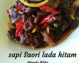 Foto langkah ke 4 dari resep Sapi Saori lada hitam.