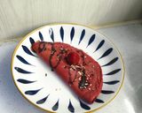 Foto langkah ke 4 dari resep Martabak Lipat Red Velvet Topping Coklat Tabur.