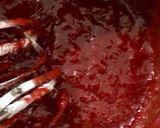 Foto langkah ke 3 dari resep Homemade Strawberry Ice Cream.