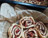 Nutellás - Epres csigák 🐌 recept fázis 4 fotója
