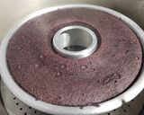 Foto langkah ke 4 dari resep Bolu Ketan Hijam Keju Lumer -314-.