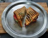 A picture of step 4 of Brown bread vegetables grilled sandwich.