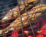 Foto langkah ke 4 dari resep Ikan Bakar Kecap ala Bucik.