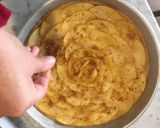 Foto del passaggio 7 della ricetta Crostata con crema pasticcera e mele caramellate
