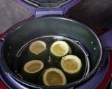 Une image de l'étape 1 de °Courgettes rondes farcies ricotta et lardons°.