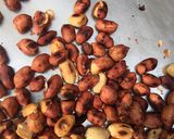 मुरमुरे की चिक्की (Murmure ki chikki recipe in Hindi) रेसिपी चरण 1 फोटो