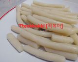 Foto langkah ke 3 dari resep Tteobokki/Toppoki sederhana.