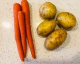 A picture of step 1 of Curry Chicken.
