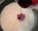 A picture of step 1 of Beetroot suji halwa.