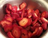 Foto del paso 1 de la receta: Pionono con frutillas y chantilly 🍓🍓