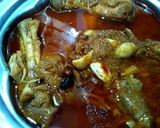 A picture of step 2 of Chicken Badaami Karahi.