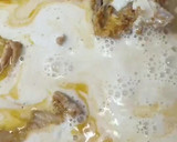 Gambar langkah 3 resipi Gulai Ayam Kerisik.