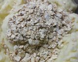 Foto del paso 1 de la receta: Bombas de papas con avena rellenas de queso 💣