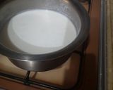 A picture of step 1 of Cottage cheese.